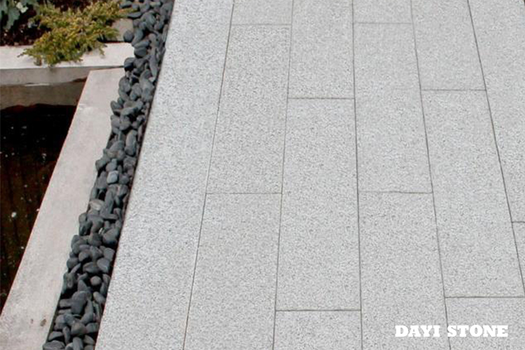 Paving Light Grey Granite Stone G603-10 Top flamed others sawn 80x15x3cm - Dayi Stone